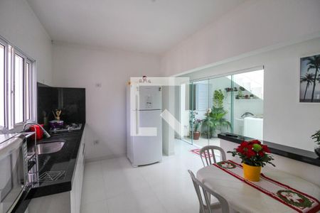 Casa à venda com 320m², 4 quartos e 2 vagasCozinha