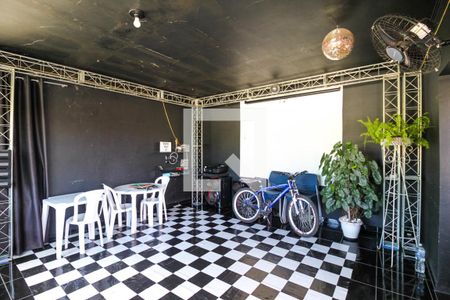 Casa à venda com 320m², 4 quartos e 2 vagasSalão de Festas