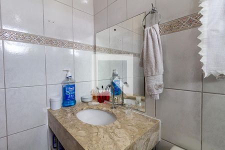 Casa para alugar com 75m², 2 quartos e 2 vagas Casa para alugar com 75m², 2 quartos e 2 vagasDetalhe do banheiro da suíte