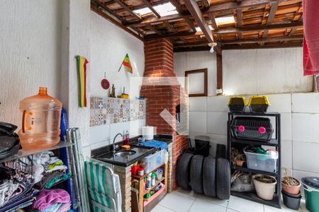 Casa para alugar com 75m², 2 quartos e 2 vagas Casa para alugar com 75m², 2 quartos e 2 vagasChurrasqueira