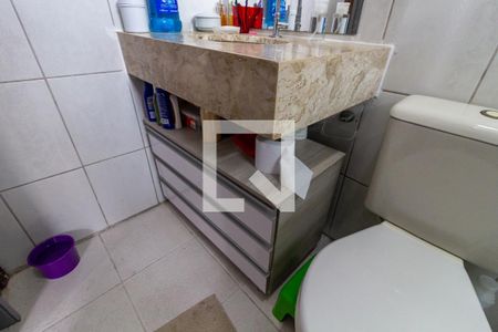 Casa para alugar com 75m², 2 quartos e 2 vagas Casa para alugar com 75m², 2 quartos e 2 vagasDetalhe do banheiro da suíte