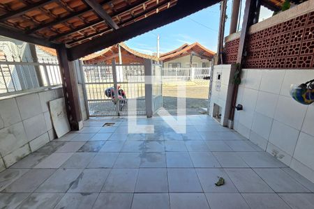 Garagem de casa para alugar com 2 quartos, 100m² em Caiçara , Praia Grande