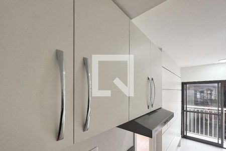 Cozinha de apartamento para alugar com 1 quarto, 27m² em Vila Nova Conceição, São Paulo