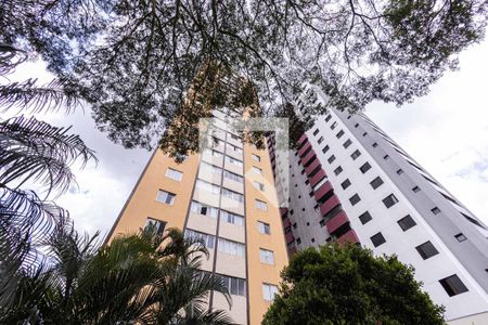 Apartamento à venda com 75m², 2 quartos e 1 vagaFachada