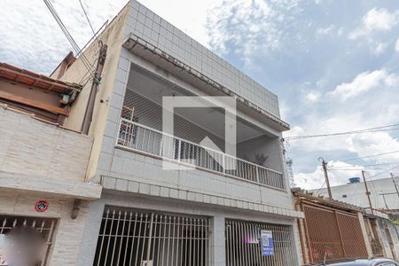 Casa à venda com 263m², 4 quartos e 2 vagasFachada