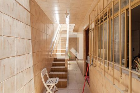 Casa à venda com 263m², 4 quartos e 2 vagasCorredor Lateral