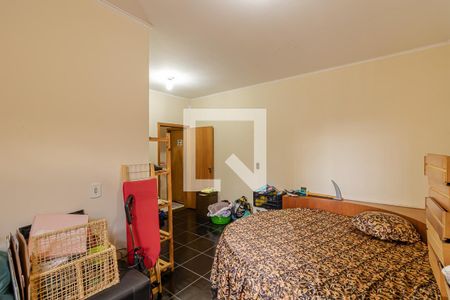 Casa à venda com 263m², 4 quartos e 2 vagasQuarto 2