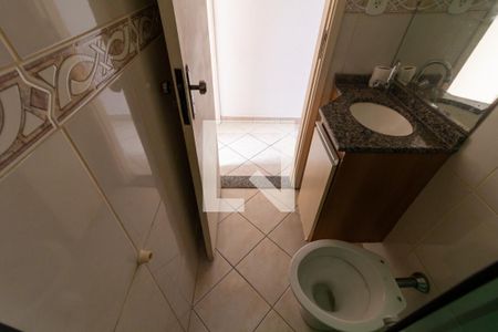 Casa de condomínio à venda com 116m², 3 quartos e 2 vagasBanheiro do Quarto