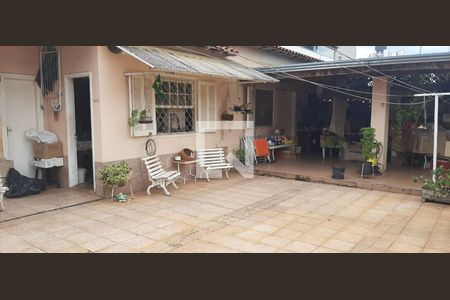 Casa à venda com 3 quartos, 170m² em Vila Itapura, Campinas