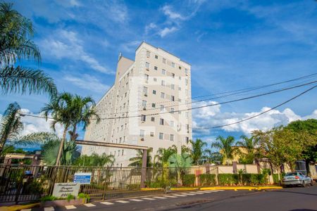 Apartamento para alugar com 47m², 2 quartos e 1 vagaFachada