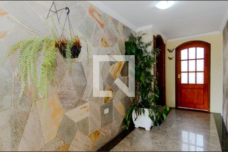 Casa para alugar com 300m², 3 quartos e 2 vagasCorredor de Entrada 