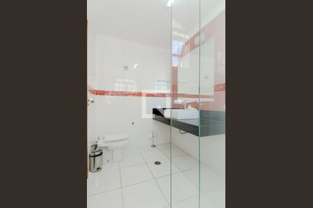 Casa para alugar com 300m², 3 quartos e 2 vagasBanheiro da Suíte 2