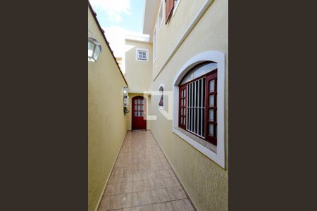 Casa para alugar com 300m², 3 quartos e 2 vagasCorredor Lateral 