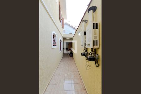 Casa para alugar com 300m², 3 quartos e 2 vagasCorredor Lateral 
