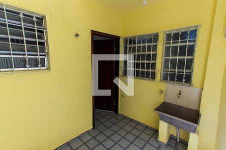 Casa para alugar com 80m², 2 quartos e 1 vaga Casa para alugar com 80m², 2 quartos e 1 vagaÁrea de Serviço