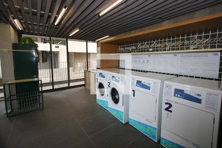 Studio à venda com 26m², 1 quarto e sem vaga Studio à venda com 26m², 1 quarto e sem vagaÁrea Comum - Lavanderia