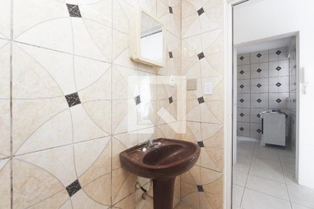 Banheiro de apartamento para alugar com 1 quarto, 40m² em Cristo Redentor, Porto Alegre