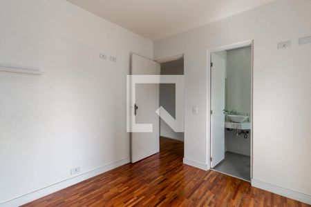 Suíte 1 de apartamento para alugar com 3 quartos, 240m² em Moema, São Paulo