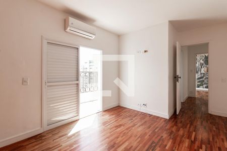 Apartamento para alugar com 240m², 3 quartos e 2 vagasSuíte 2