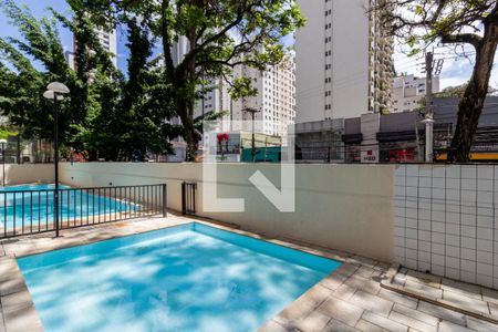 Apartamento para alugar com 240m², 3 quartos e 2 vagasPiscina