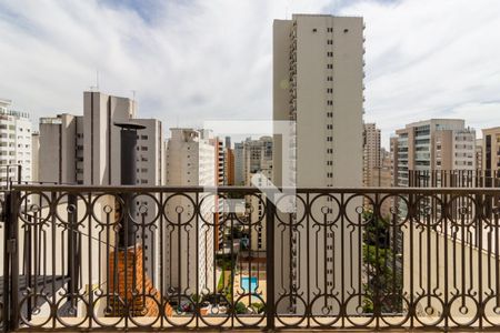 Apartamento para alugar com 240m², 3 quartos e 2 vagasVaranda Suíte 2