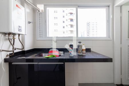 Apartamento para alugar com 240m², 3 quartos e 2 vagasÁrea de Serviço