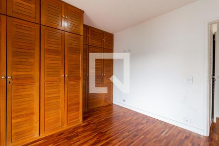 Apartamento para alugar com 240m², 3 quartos e 2 vagasQuarto 3
