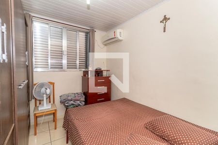Quarto de apartamento à venda com 3 quartos, 75m² em Rubem Berta, Porto Alegre