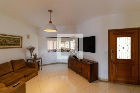 Salas de casa para alugar com 4 quartos, 340m² em Bairro das Palmeiras, Campinas