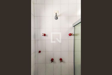 Casa à venda com 253m², 4 quartos e 3 vagas Casa à venda com 253m², 4 quartos e 3 vagasBanheiro