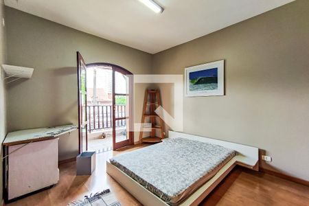 Casa à venda com 253m², 4 quartos e 3 vagas Casa à venda com 253m², 4 quartos e 3 vagasQuarto 2