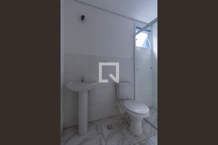 Banheiro  de apartamento para alugar com 1 quarto, 36m² em Vila Ré, São Paulo