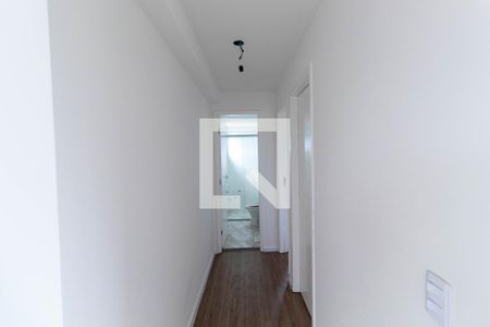 Corredor de apartamento para alugar com 2 quartos, 45m² em Vila Ré, São Paulo