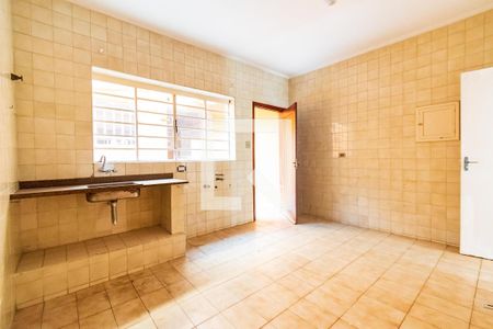 Casa à venda com 180m², 3 quartos e 2 vagasCozinha