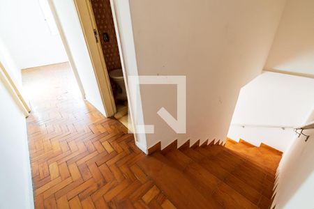 Casa à venda com 180m², 3 quartos e 2 vagasCorredor