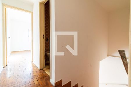 Casa à venda com 180m², 3 quartos e 2 vagasCorredor