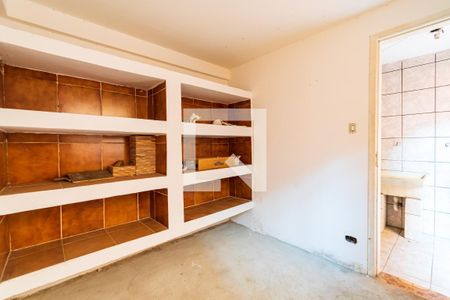 Casa à venda com 180m², 3 quartos e 2 vagasQuarto de Serviço