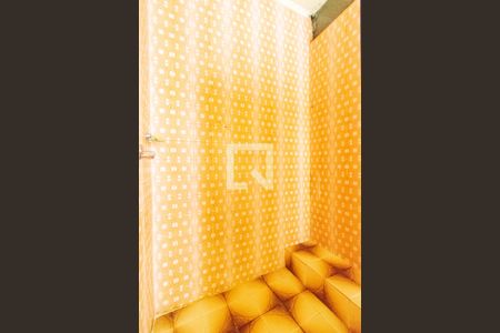 Casa à venda com 180m², 3 quartos e 2 vagasBanheiro