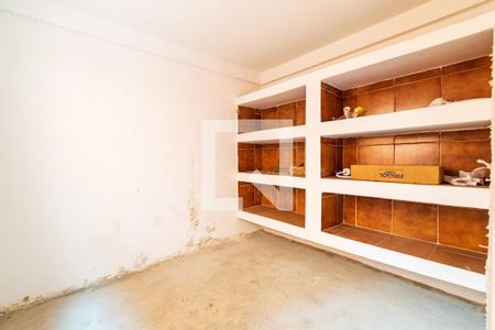 Casa à venda com 180m², 3 quartos e 2 vagasQuarto de Serviço