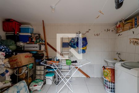 Casa à venda com 235m², 3 quartos e 2 vagasÁrea de Serviço