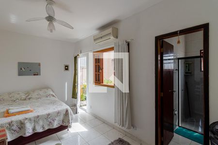 Casa à venda com 235m², 3 quartos e 2 vagasEdícula 