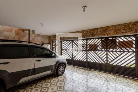 Casa à venda com 235m², 3 quartos e 2 vagasGaragem