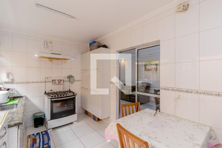 Casa à venda com 235m², 3 quartos e 2 vagasCozinha