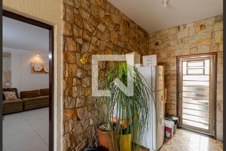 Casa à venda com 235m², 3 quartos e 2 vagasEntrada 