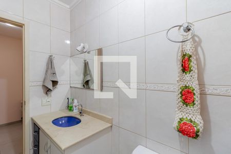 Casa à venda com 235m², 3 quartos e 2 vagasBanheiro 