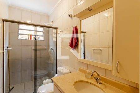 Casa à venda com 235m², 3 quartos e 2 vagasBanheiro da Suíte