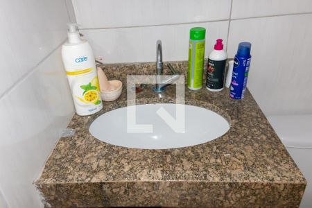 Casa à venda com 215m², 5 quartos e 1 vagaBanheiro de serviço