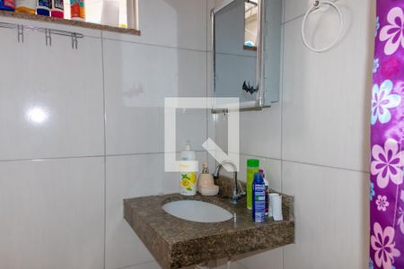 Casa à venda com 215m², 5 quartos e 1 vagaBanheiro de serviço