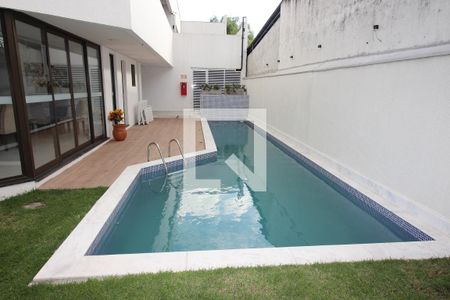Apartamento à venda com 95m², 1 quarto e 1 vagaÁrea comum - Piscina