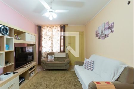 Sala 1 de casa à venda com 4 quartos, 280m² em Medianeira, Porto Alegre